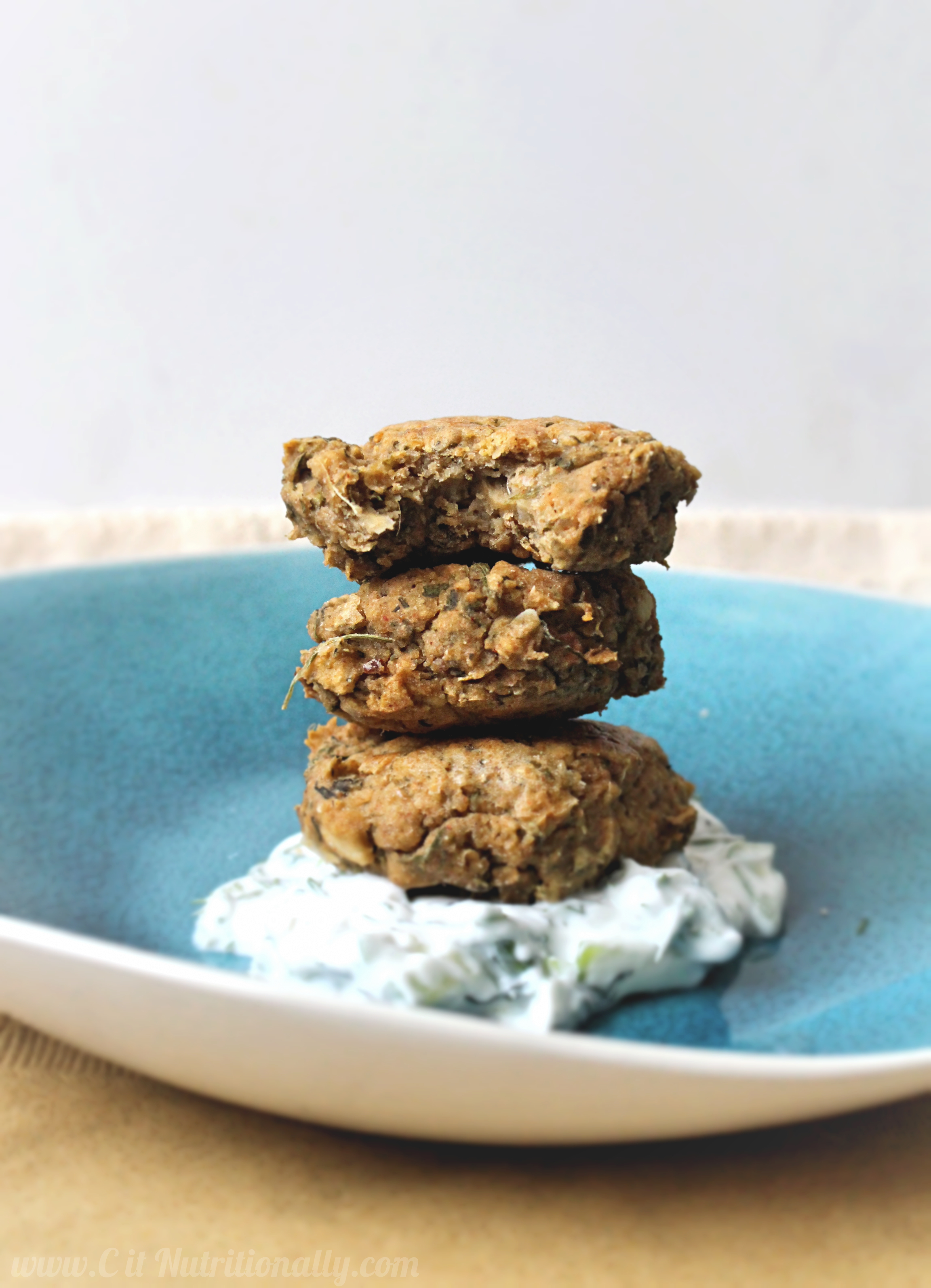 Baked White Bean Falafel {vegan} - C it Nutritionally